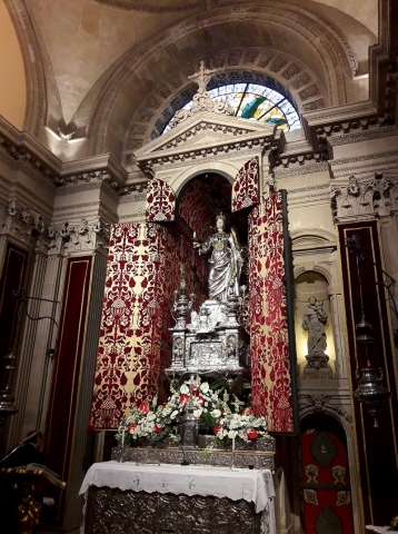 Oggi la traslazione del simulacro di Santa Lucia all'altare maggiore